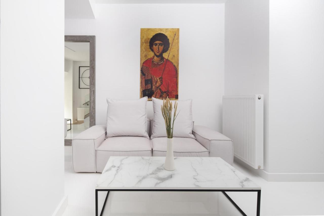 Clock Tower Arachova Suites Bagian luar foto
